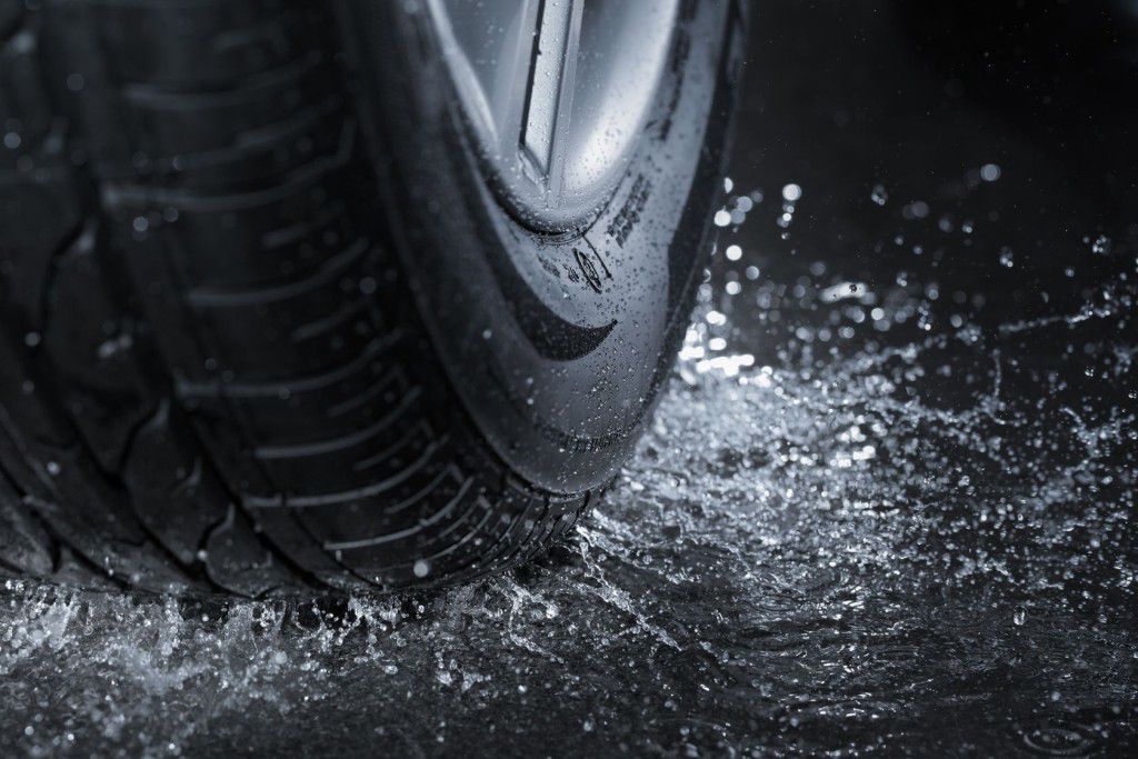 🌧️ Neumáticos en invierno: ¿estás preparado para manejar bajo la lluvia?